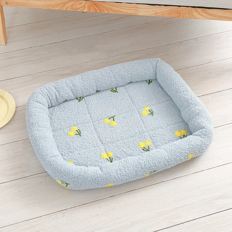 Universal Kennel Cloud Velvet Cherry Print Pet Cushion Heavy Small Dog Cat Comfortable Sleep Bed Dog Supplies Dog bed Gift - Image 8